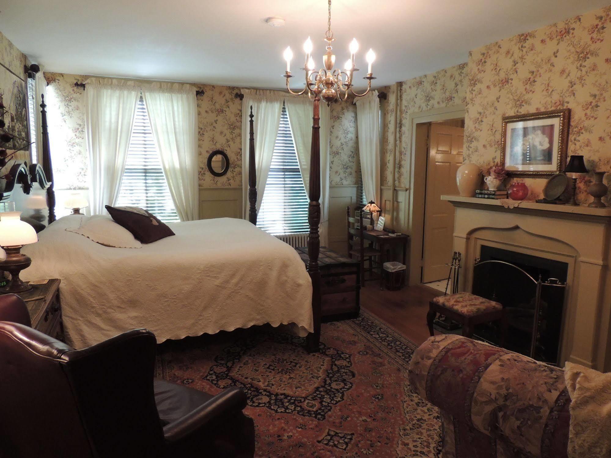 1868 Magnolia House Inn Лексингтън Екстериор снимка