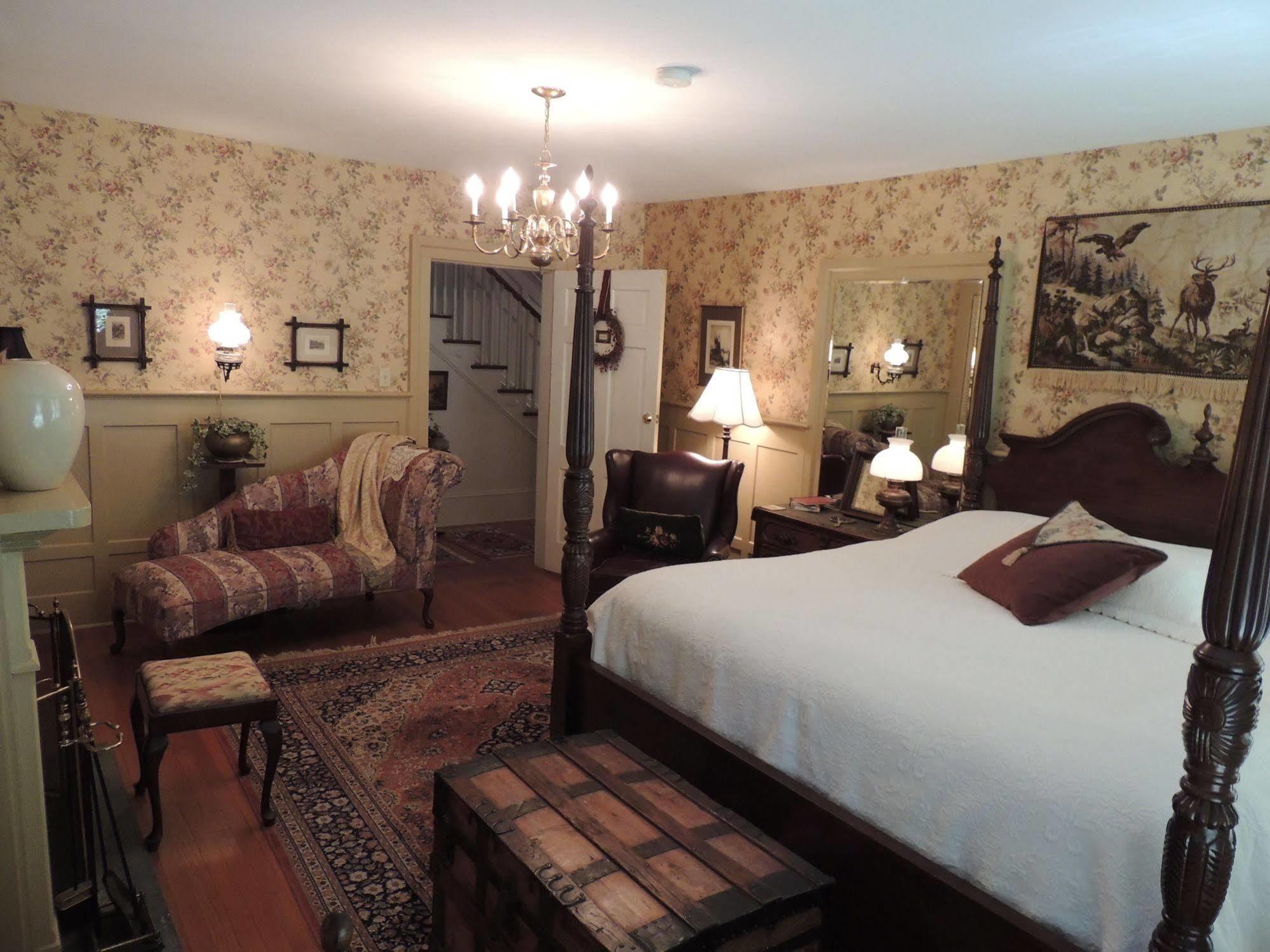 1868 Magnolia House Inn Лексингтън Екстериор снимка